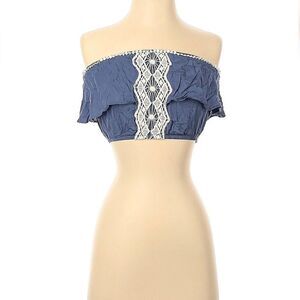 Showpo  Women's‎ Blue Lace tube top size xs NWT🌈5 for $25